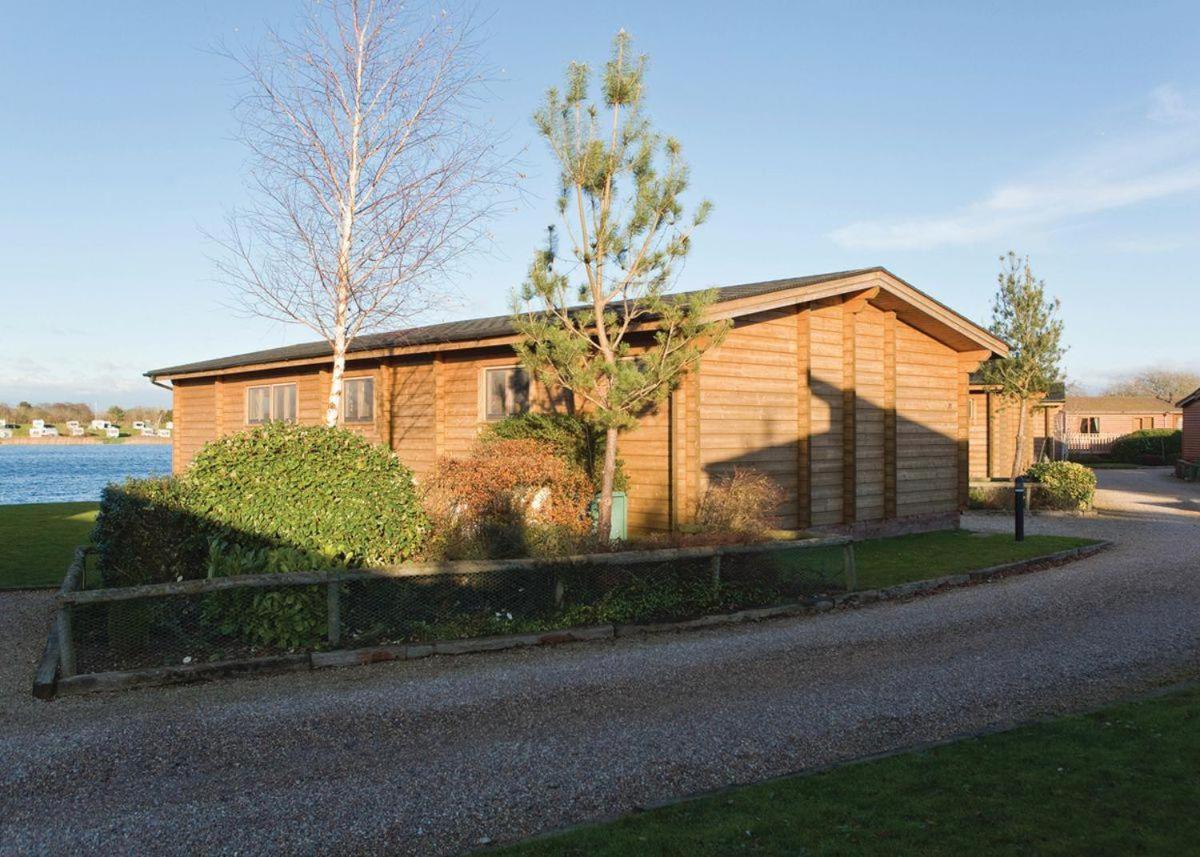 Dacre Lakeside Park Hotell Brandesburton Eksteriør bilde