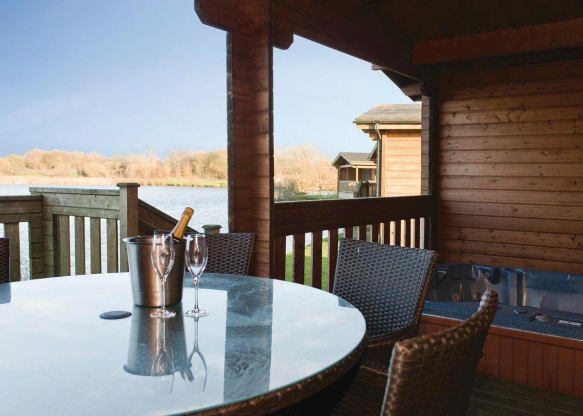 Dacre Lakeside Park Hotell Brandesburton Eksteriør bilde