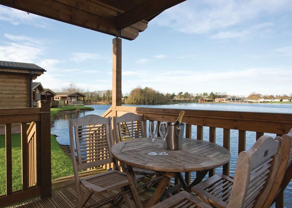 Dacre Lakeside Park Hotell Brandesburton Eksteriør bilde