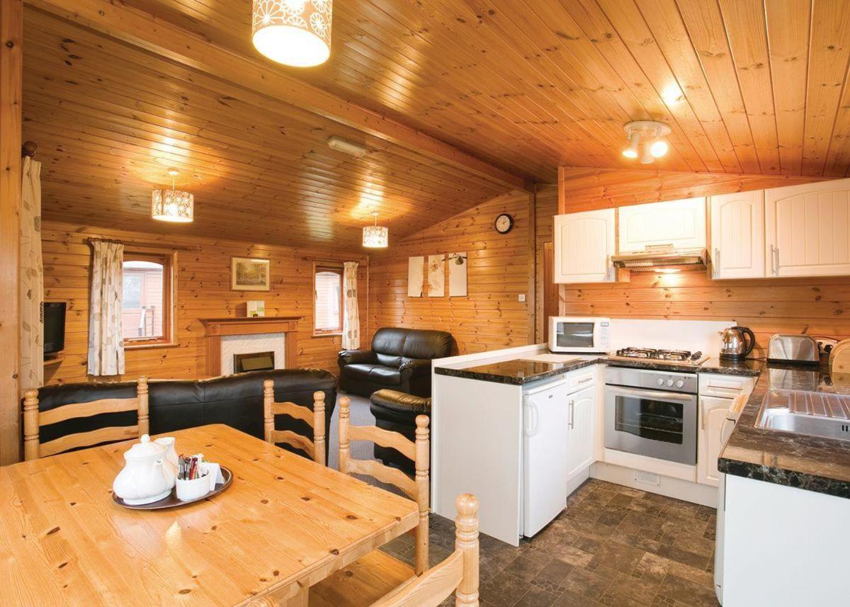 Dacre Lakeside Park Hotell Brandesburton Eksteriør bilde