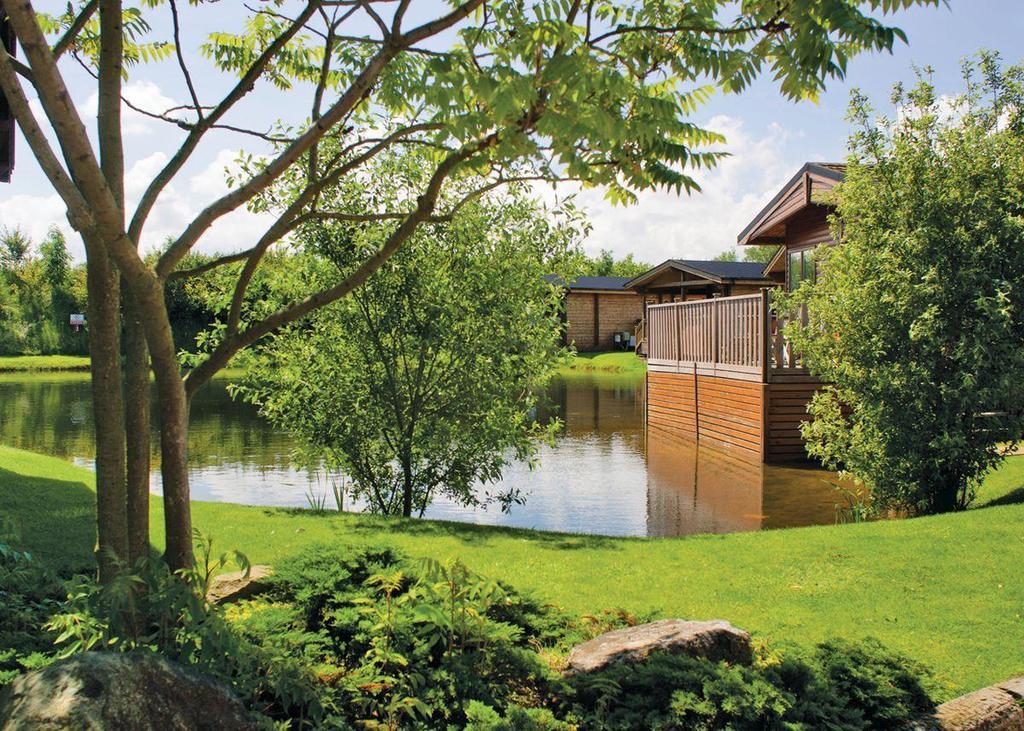 Dacre Lakeside Park Hotell Brandesburton Eksteriør bilde
