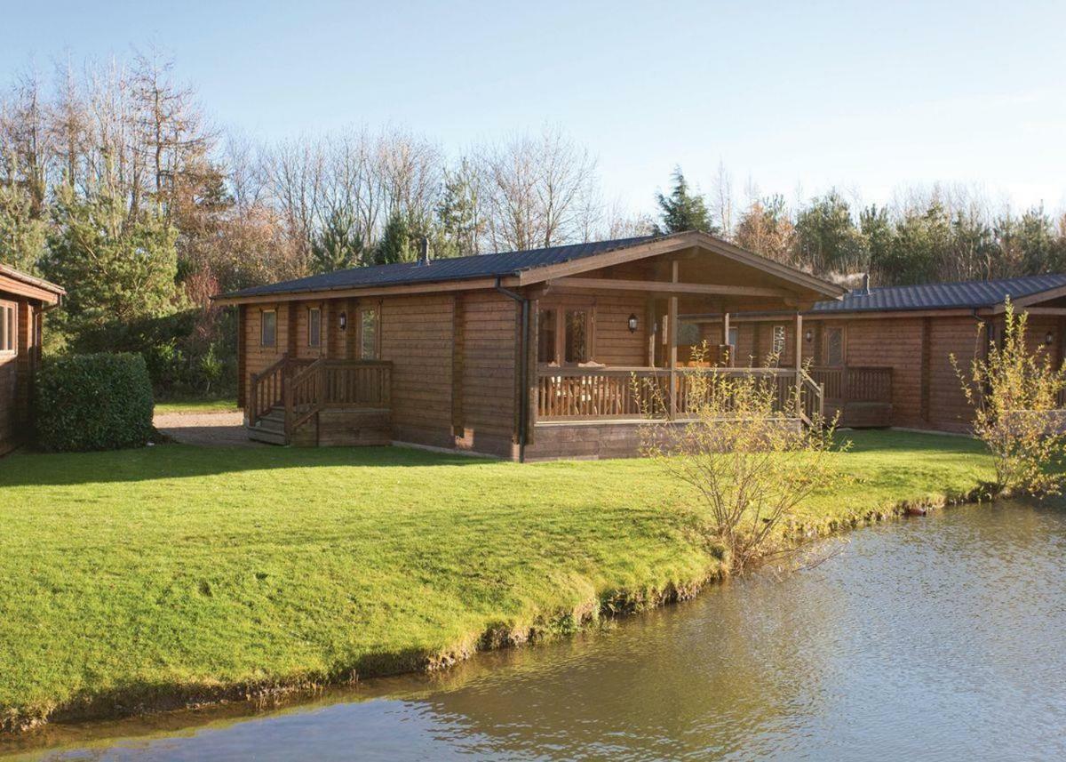 Dacre Lakeside Park Hotell Brandesburton Eksteriør bilde