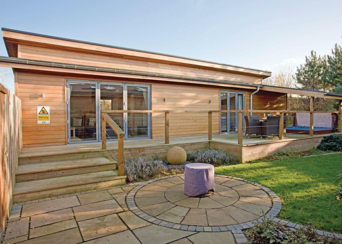 Dacre Lakeside Park Hotell Brandesburton Eksteriør bilde