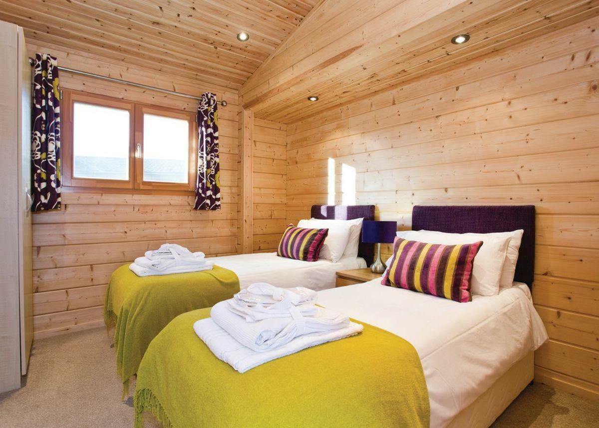 Dacre Lakeside Park Hotell Brandesburton Eksteriør bilde